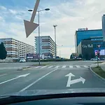 White Homes 1br - Point